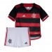 Maillot de foot Flamengo Domicile vêtements enfant 2023-24 Manches Courtes (+ pantalon court)